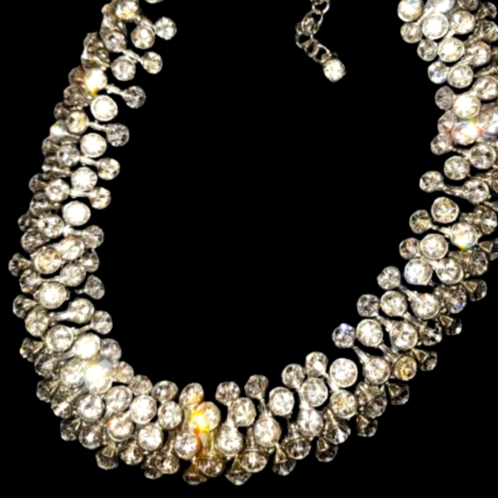 Stunning Rhinestone Statement Necklace - image 2